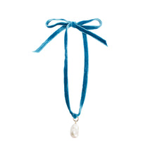 Load image into Gallery viewer, Agatha Necklace Blue
