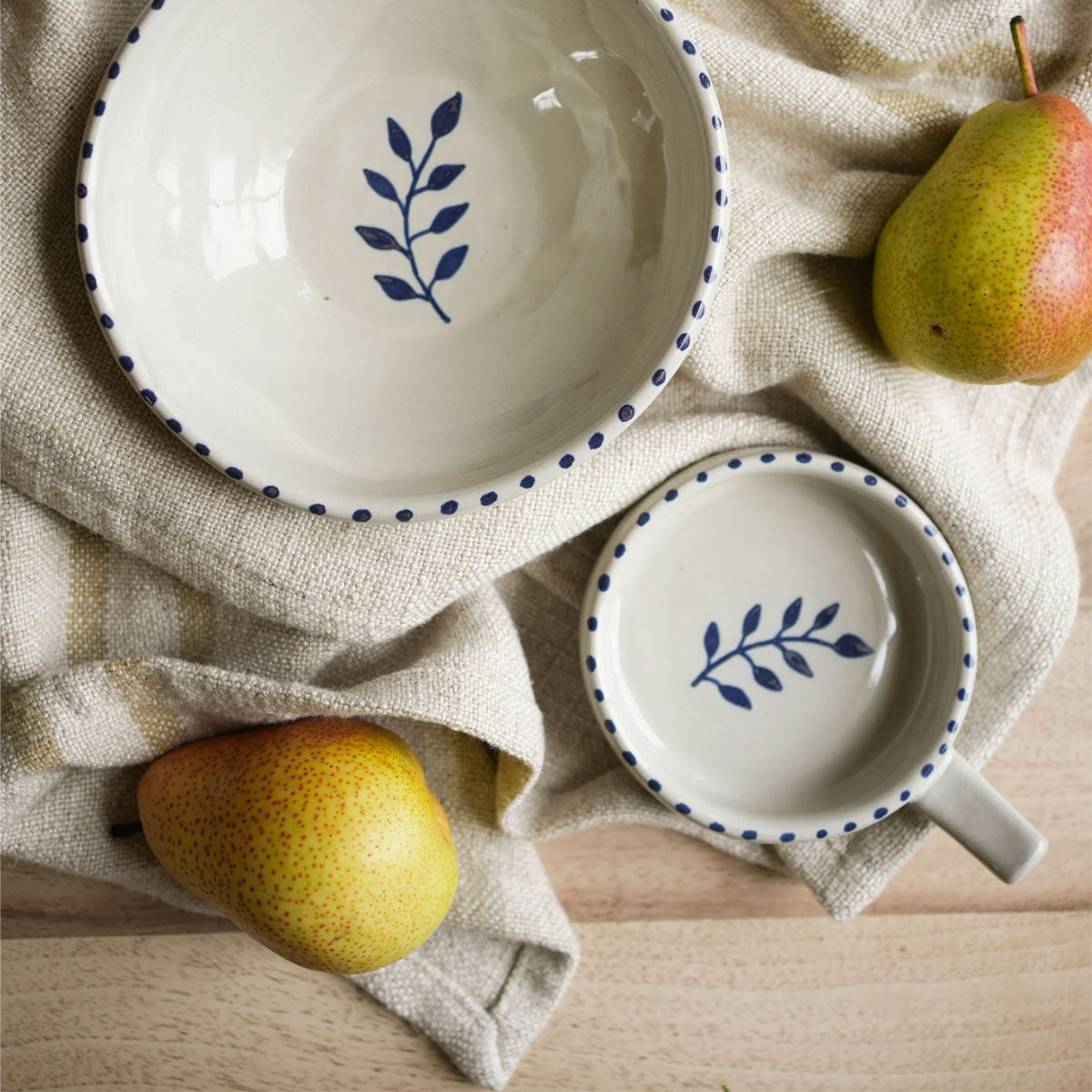 Dish Handle Painted Botanic Blue