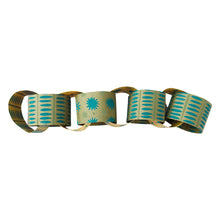 Load image into Gallery viewer, Paper Chain Green
