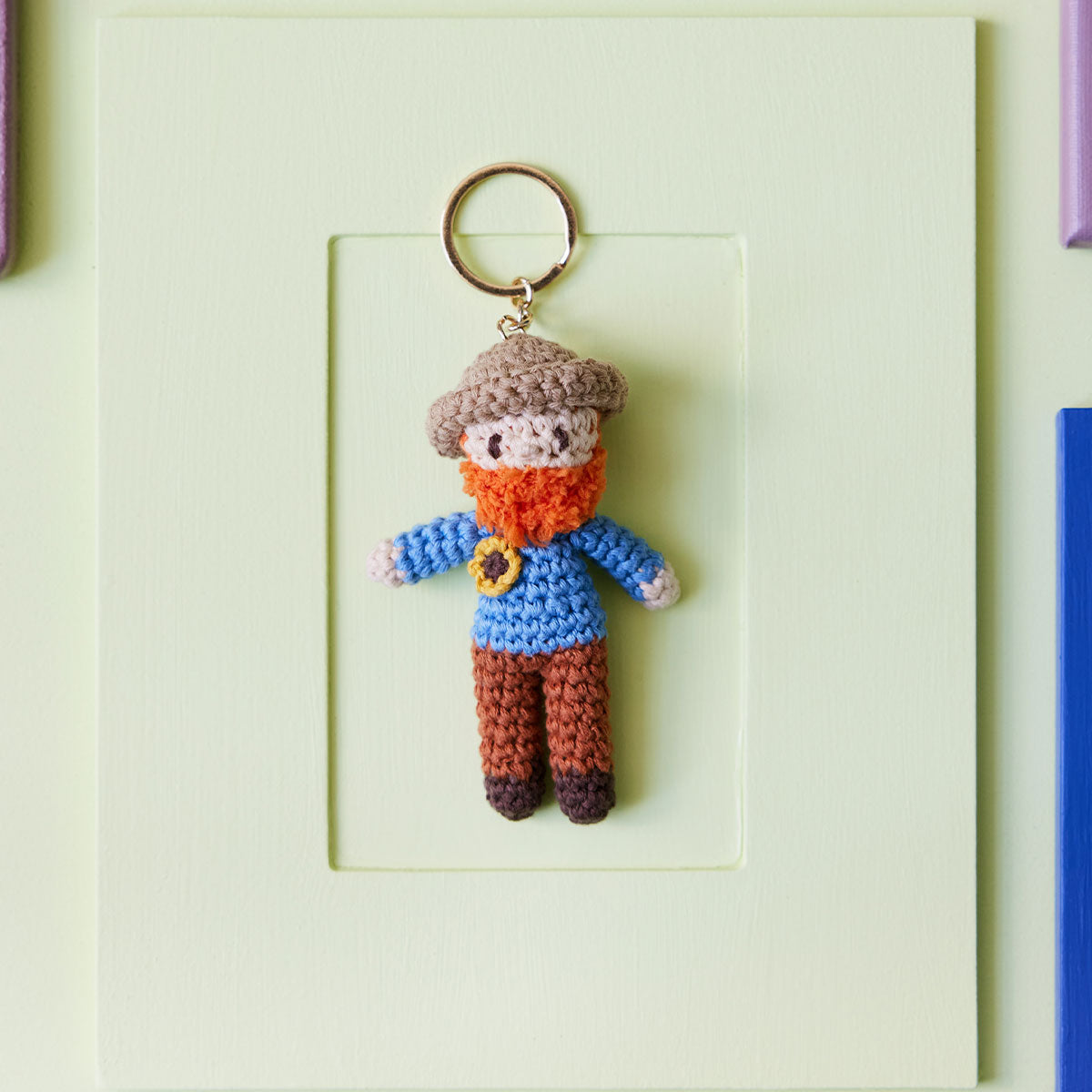 Crochet Keyring Vincent Van Gogh with Flower