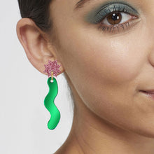 Load image into Gallery viewer, Squiggle Spark Drop Earrings Green
